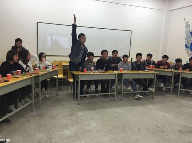 F:\Ryan\me\合职材料\AC米兰中文官方网站词汇比赛\webwxgetmsgimg (31).jpg