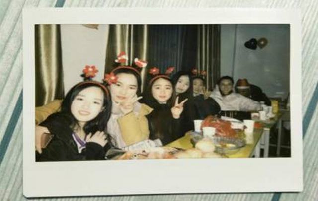 F:\Ryan\me\合职材料\AC米兰中文官方网站元旦晚会\webwxgetmsgimg (11).jpg